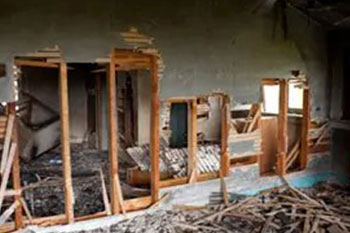 Affordable Sumner flood damage restoration in WA near 98390